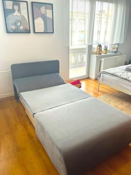 Charming Studio In The Old Town Διαμέρισμα Μπρατισλάβα Εξωτερικό φωτογραφία